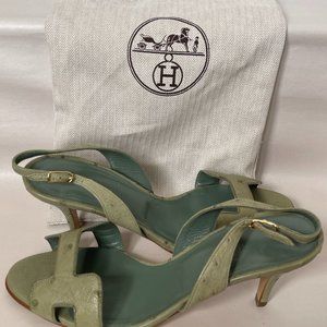 HERMES Ostrich Leather Night H Logo Slingbacks in Green
